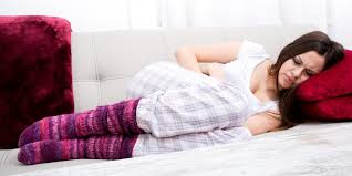 Qu'il s'agisse d'une légère douleur du ventre, d'une vive douleur abdominale, de crampes ventrales, le mal de ventre a de nombreuses causes, dont voici une liste. Constipation Fatigue Mal Au Ventre Hemorroides Consequences De La Constipation E Sante Be E Sante