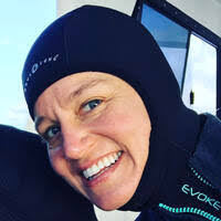 Zoe Munson's Instagram, Twitter & Facebook