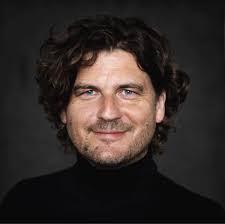 Jamin around with my NS3 compact.