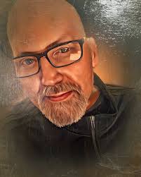 Hola, my friends. Thank you all for...