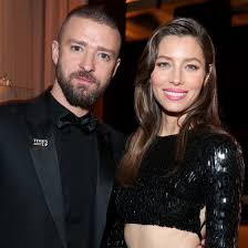 During her virtual appearance on the ellen degeneres show, jessica biel filled fans in on life at home with her husband justin timberlake and their two boys silas, 6 and phineas, 10 months. Qeooieyp1w274m