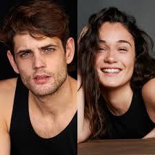 Alberto Olmo's Instagram, Twitter & Facebook