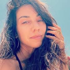 Erika Cartagena's Instagram, Twitter & Facebook