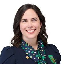 Shannon Evers's Instagram, Twitter & Facebook