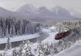 Canadian Summer Or Snow? A Guide To Choosing When To Go