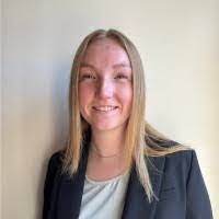 Leslie Mcguckin's Instagram, Twitter & Facebook