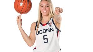 Uni commit emerson green takes on uconn commit paige bueckers @ the summer jam! Here Are 4 Must Watch Women S Basketball Games For Week 3 Of The 2020 21 Season Ncaa Com