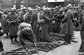 Pagesbusinessesnonprofit organizationles soldats de plombvideosles soldats de plomb au cœur. 1940 La Bataille De France Au Jour Le Jour 1er Juin Lille Se Rend Apres Avoir Aide Au Succes De L Operation Dynamo