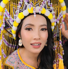 Maiv Paj Ntaub Hmoob added a new photo.