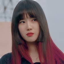 Que ganas de pintarme el cabello como Bit Na ✨