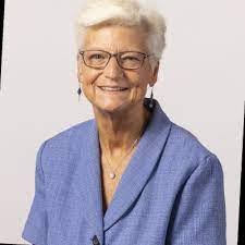 Phyllis Arnstein's Instagram, Twitter & Facebook