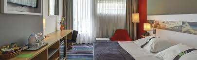 We offer a balanced combination of a quiet location near the vyšehrad castle, the second largest castle in prague, and close proximity to the city centre. Holiday Inn Prague Airport Homepage