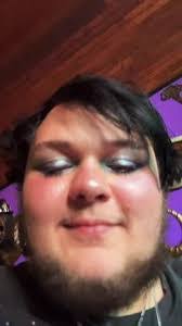 Elijah Hale's Instagram, Twitter & Facebook