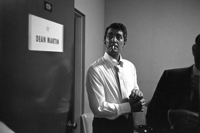 Dean Martin: Rare and Classic Photos of a Laid-Back Legend