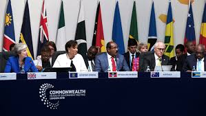 Перевод слова commonwealth, американское и британское произношение, транскрипция commonwealth conference — конференция стран содружества (на высшем уровне). Commonwealth Of Nations