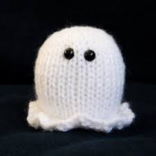Requires 1 ball of main color, small amount of contrast color and needles size 8. Pin On Could Make