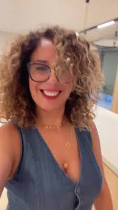 Tiny Dots, Big Impact: Abstract Pointillism Process 🖌️👨‍🎨,  #BlackFridaySale #ArtSale #AbstractArt #Pointillism #PaintingProcess  #ArtCollectors #WallArt #ModernArt #ArtLovers #AbstractPainting ...