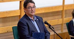 Jun 15, 2021 · a műsorban elhangzott az is, hogy 140 ezer olyan ember lehet magyarországon, akik nem vették fel a második oltást. Merkely Bela Elarulta Mivel Kezelte Magat Miutan Elkapta A Koronavirust Heol