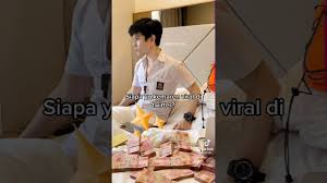 Viral video kepala bocah masuk ke lubang tembok pagar, terdengar tangisan saat dikira sedang tidur. Lagi Firal Di Twiter Skuy Ofical 7 Youtube