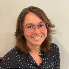 Karen Crivelli's Instagram, Twitter & Facebook