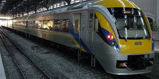 Lanjutku, ini juga yang pertama. Operator Kereta Api Malaysia Dapat Sertifikasi Halal Pertama Di Dunia