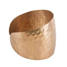 The penny has oxidized in air and the acid removes the oxidization from the penny, making the copper shiny again. How To Clean Copper Jewelry Jewelry Guide