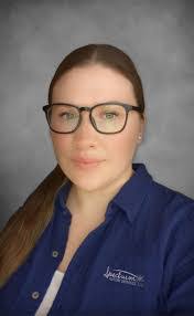 Alison Ragland's Instagram, Twitter & Facebook