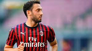 Türkiye a milli futbol takımı'nın yıldızı ünlü futbolcu hakan çalhanoğlu kimdir? Hakan Calhanoglu Kimdir Nereli Kac Yasinda Hayati Ve Futbol Kariyeri Haberler
