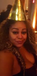 hello good morning my traveling people here I leave the March calendar the  days that there are cruise ships in Roatan. Happy day to everyone