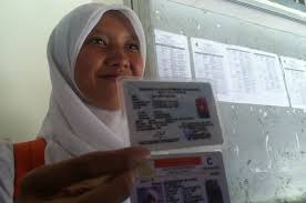 Kalau visa sudah mati, harus di perpanjang dulu atau pulang ke indonesia terlebih dahulu. Inilah Orang Dengan Nama Terpanjang Di Indonesia Punya 17 Kata Semua Halaman Nakita