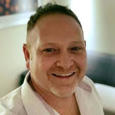 About Lynn Humphreys