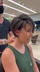 Short haircuts and hairstyles information and help