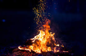 More recently, people have become interested in the idea of having a stone fire pit in their patio or backyard. Ancient Campfire Remains Hold Oldest Known Remains Of Humans Cooking Starches Discover Magazine