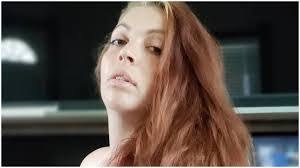 Lilly Summers's Instagram, Twitter & Facebook