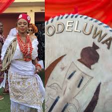 Chimamanda Ngozi Adichie Feminism ... || Nnewi City