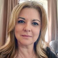 Darryl Muller's Instagram, Twitter & Facebook