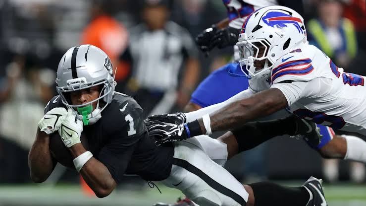 Bills loss highlights how far Raiders have to go in rebuild effort - Yahoo  Sports