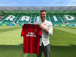 Derby am sonntag kannst du dir bei der hpybet fanchallenge ein sk rapid trikot nach deinem wunsch… Bundesliga News Rapid Holt Thorsten Schick Aus Bern