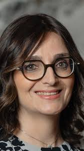 Terrys incredible story and message to the world is one I WISH I had heard  when I first left home. So empowering.💪 www.onyourownpodcast.com Spotify:  https://creators.spotify.com/pod/show/onyourownpodcast/episodes/28--Coping-Mechanisms--Resilience  ...