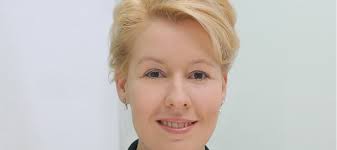 Das hat sie am freitag in einem brief an die freie universität berlin mitgeteilt. Familienministerin Franziska Giffey Spd Doktor Titel Erschlichen Gutachter Weisen Betrug Nach News Des Tages