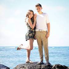 Aloha 🌺 @fashionnova double tap the 🌺 • follow their account to see 2,188 posts. Walker Bryant On Instagram Aloha From Us To You Comment Your Favorite Place To Go To Have Fun