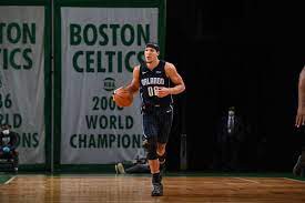 Aaron gordon goes up to dunk during the second half against the detroit pistons on nov. Vualp9 Iaurm