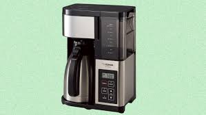 This coffeemaker combines a quick brew time with the ability to make a strong and intense cup of coffee. The Coffee Maker That Keeps My Coffee Warm For 24 Hours