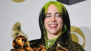 Some faq of billie eilish 1.what is the age of billie eilish? Green Hair And Designer Digs Learn How Billie Eilish Spends Her Net Worth Film Daily