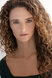 Christi Burke's Instagram, Twitter & Facebook