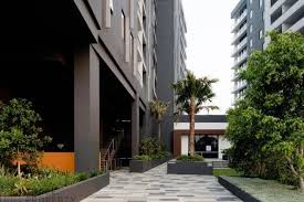 Liverpool is positioned as the capital of south western sydney with an affordable lifestyle, accessible by rail and road with a future airport and solid jobs growth. Vhu6th4fpvy1vm
