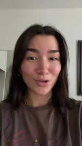 Vivienne Wang (@viviennewang_)