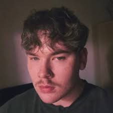 Caoimhe Moynihan (@CaoimheMoynihan)