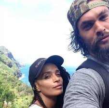 Old selfies of Lisa Bonet & her ex-husband Jason Momoa 😭