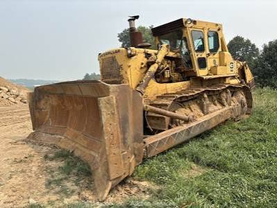 Caterpillar D9H Crawler Dozer